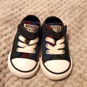 Toddler Converse size 4